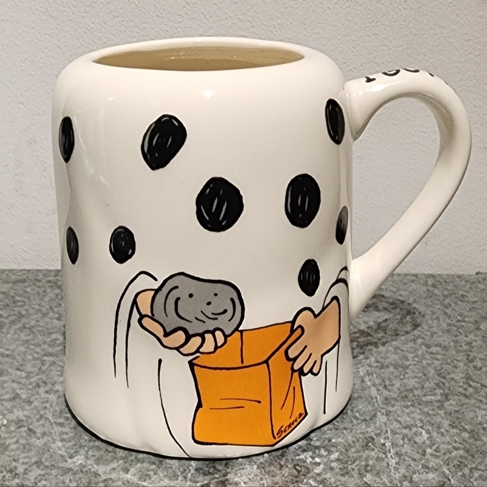 Collectible Hallmark Peanuts Ceramic Mug "I Got A Rock"